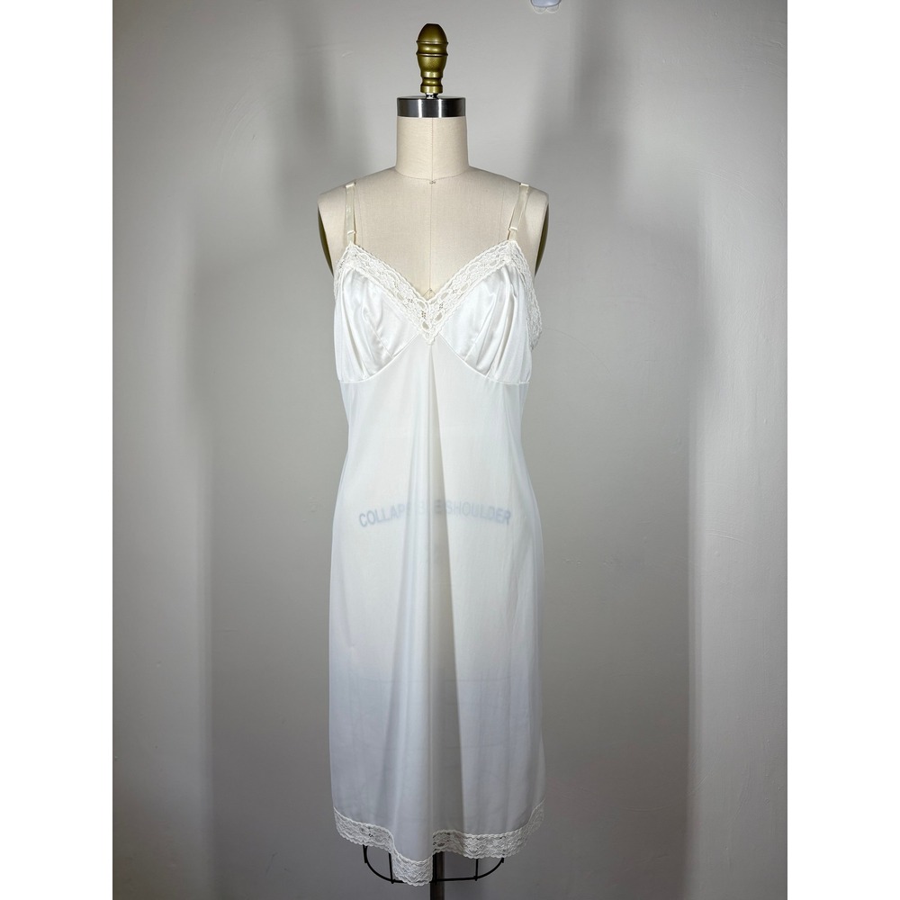 Vintage Vanity Fair Full Slip Dress 36 White Lace Trim Nylon Vintage Coquette